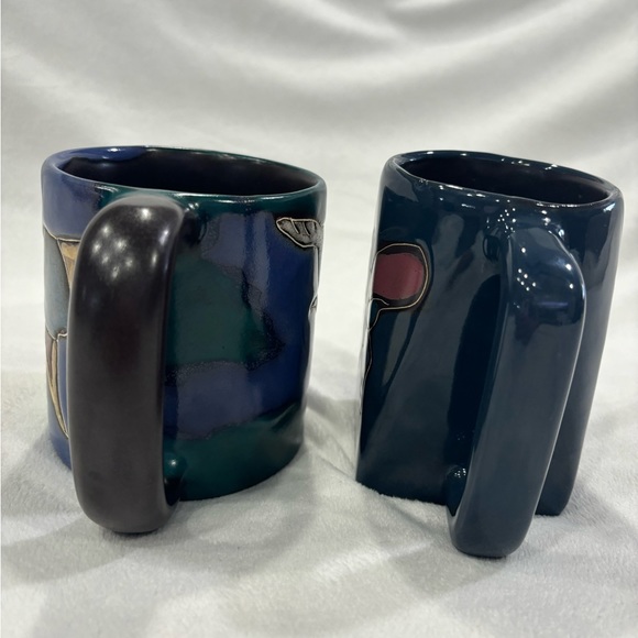 Vintage Mexican stoneware pottery mugs signed and designed by Mara - Picture 7 of 13